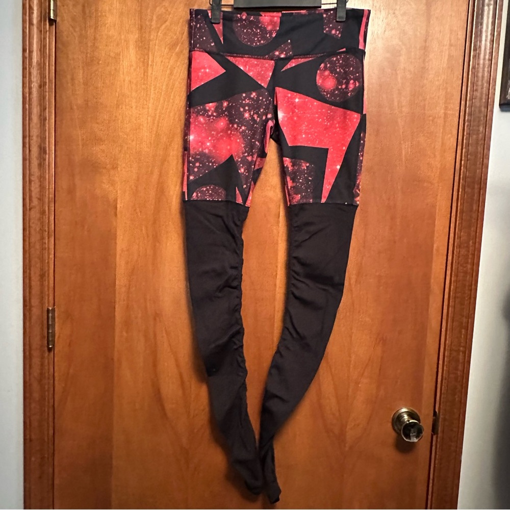Alo Leggings Black Red Medium‎ Full Length